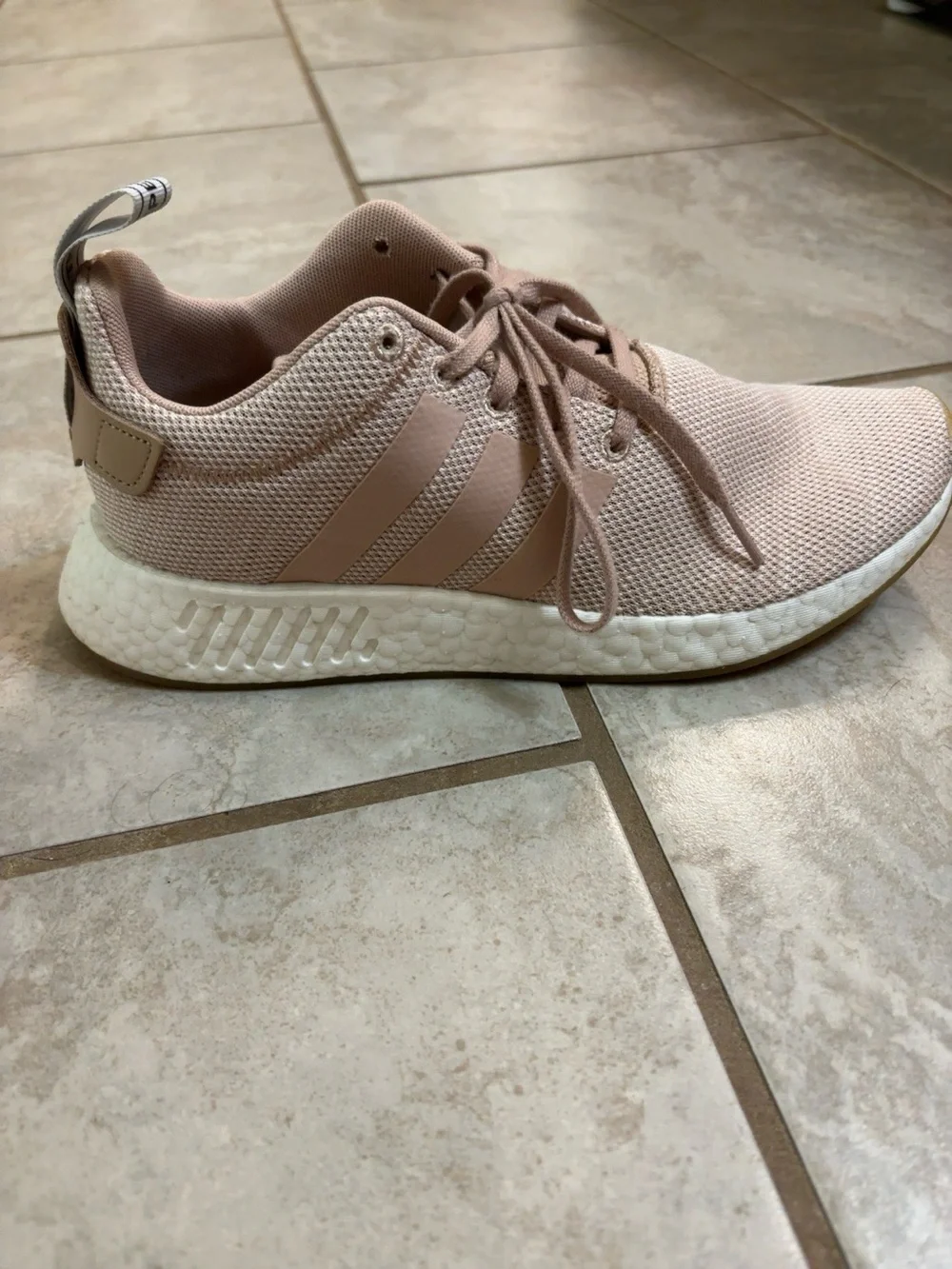 Adidas NMD_R2 Blush Pink Boost‎ Sneakers Women's Size 9 AQ0197